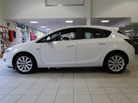Opel Astra 4 of 26