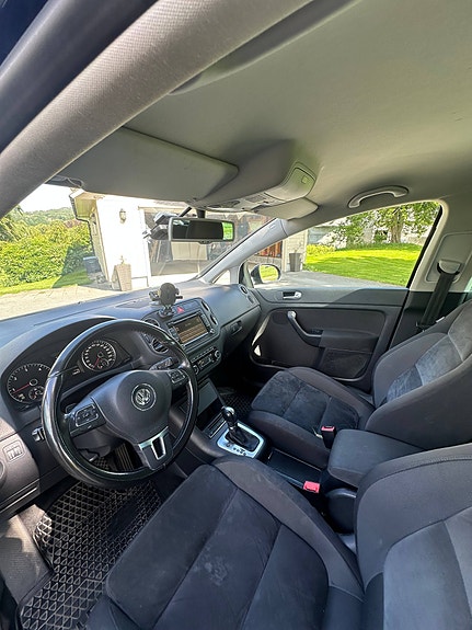Volkswagen Golf Plus 21 of 22