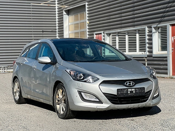 Hyundai i30 3 of 15