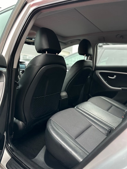 Hyundai i30 9 of 15