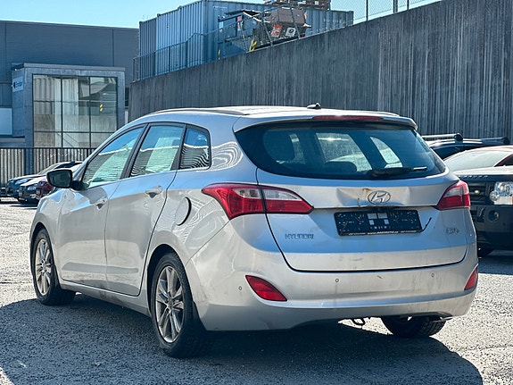 Hyundai i30 5 of 15