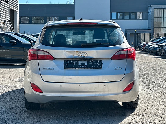 Hyundai i30 6 of 15