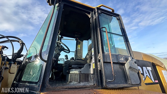 Cat 930G 25 of 30