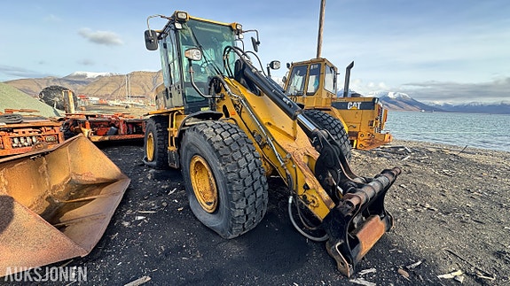 Cat 930G 3 of 30