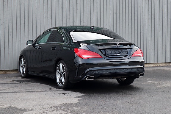 Mercedes-Benz CLA180 9 of 28
