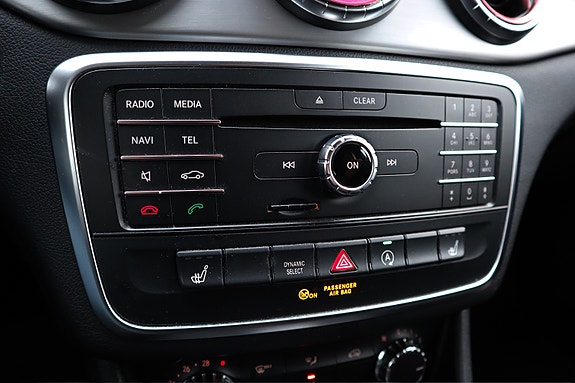 Mercedes-Benz CLA180 22 of 28