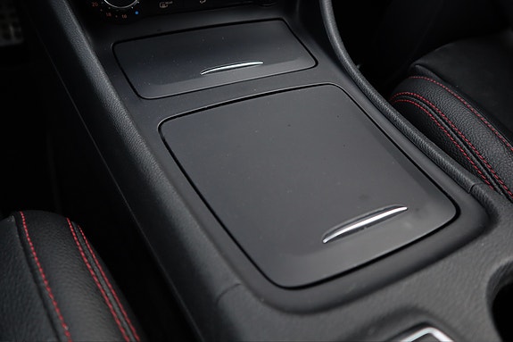 Mercedes-Benz CLA180 19 of 28