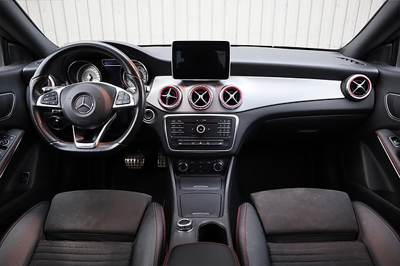Mercedes-Benz CLA180 14 of 28