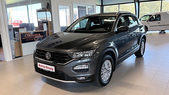 Volkswagen T-Roc 3 of 29
