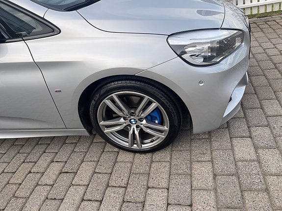 BMW 225xe 7 of 16