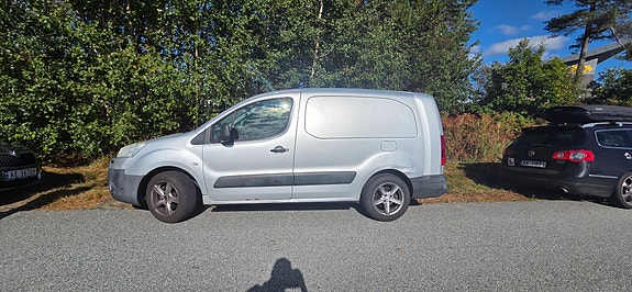 Peugeot Partner 5 of 8