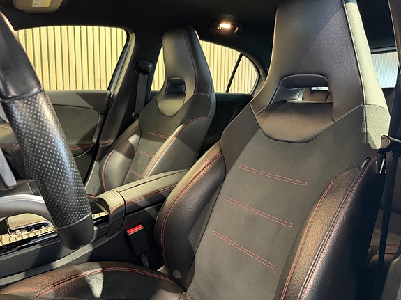 Mercedes-Benz A200 15 of 30
