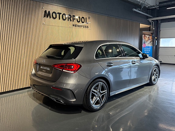 Mercedes-Benz A200 3 of 30