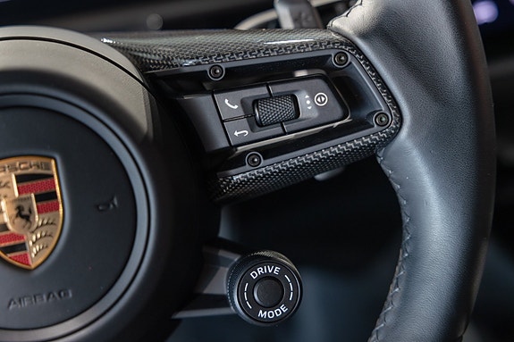 Porsche Cayenne 30 of 30