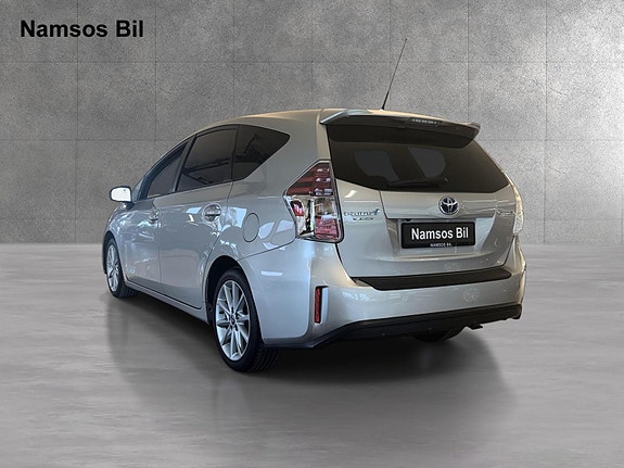 Toyota Prius+ 7 of 20