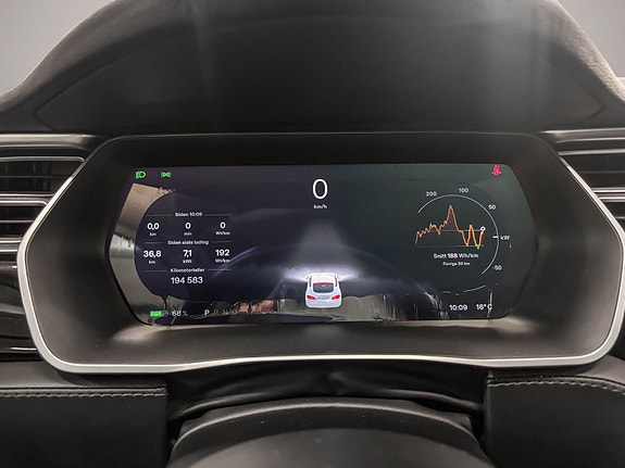 Tesla Model S 13 of 24