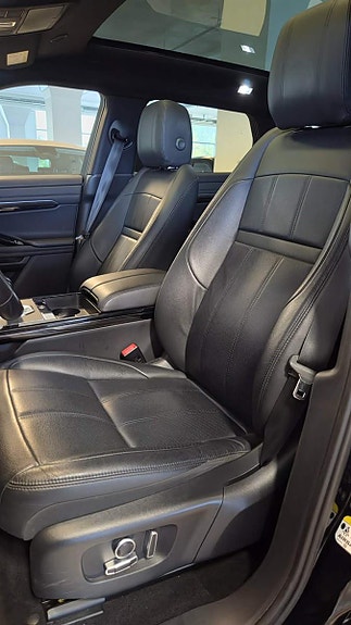 Land Rover Range Rover Evoque 10 of 30