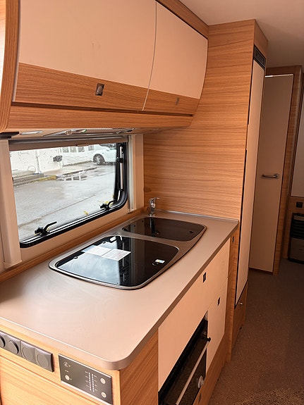Dethleffs Camper 540 QMK 8 of 13