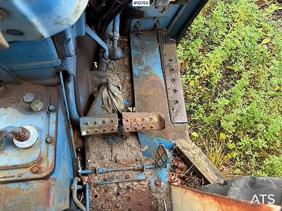 Ford 2600 med lasteapparat – rep.objekt. 12 of 18