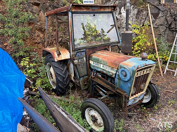 Ford 2600 med lasteapparat – rep.objekt. 3 of 18