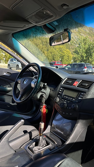 Honda Accord 18 of 23