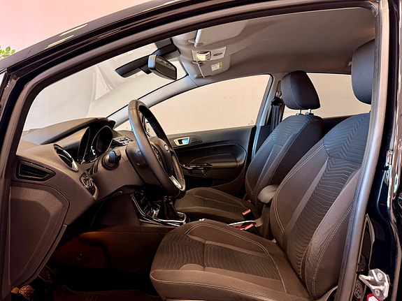 Ford Fiesta 14 of 27