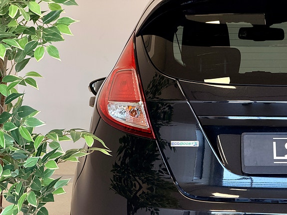 Ford Fiesta 11 of 27