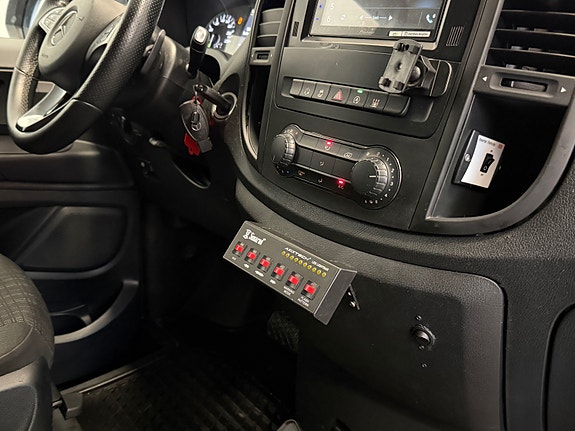 Mercedes-Benz Vito 119 23 of 30