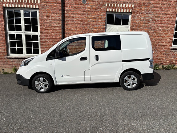 Nissan e-NV200 3 of 14