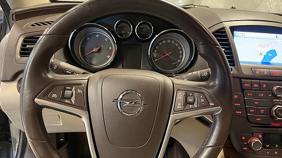 Opel Insignia 11 of 19