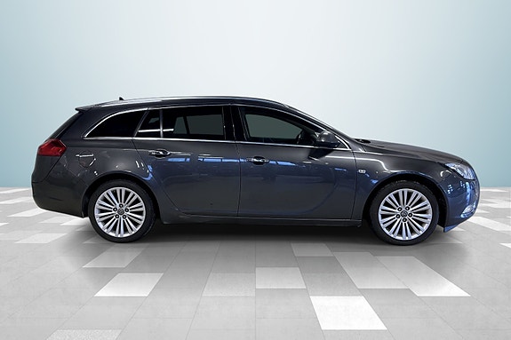 Opel Insignia 2 of 19