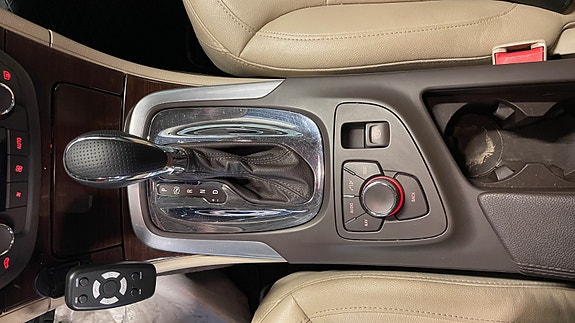 Opel Insignia 17 of 19