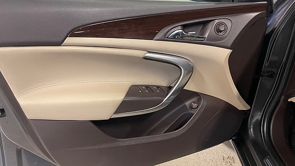 Opel Insignia 18 of 19