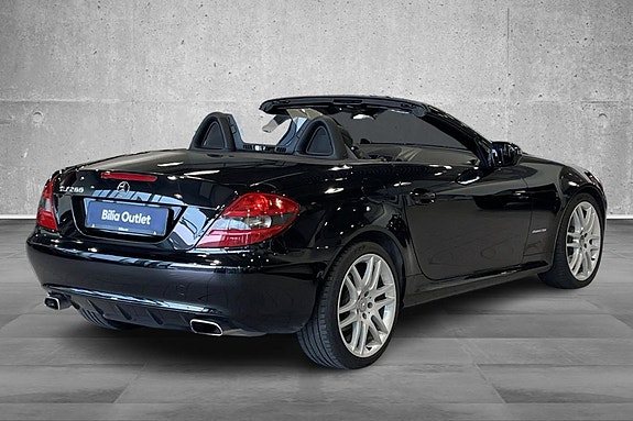 Mercedes-Benz SLK200 6 of 23