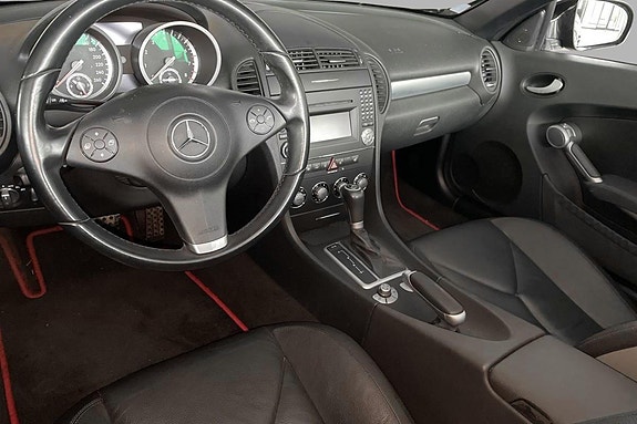 Mercedes-Benz SLK200 12 of 23