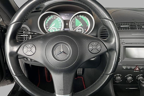 Mercedes-Benz SLK200 11 of 23