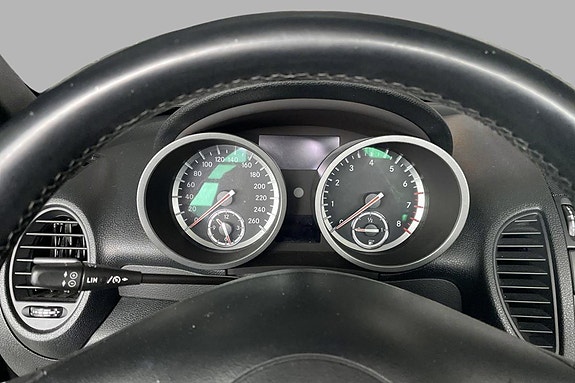 Mercedes-Benz SLK200 15 of 23