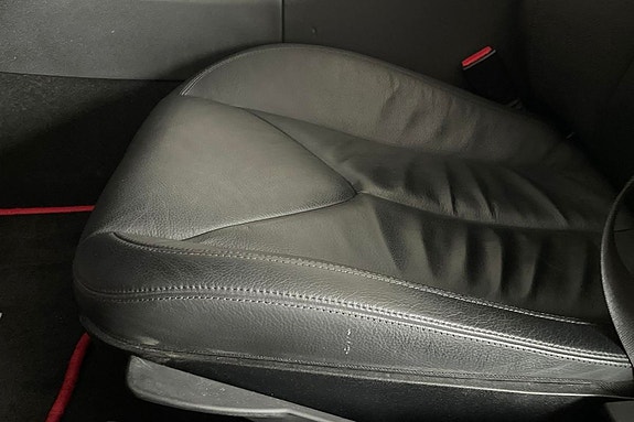 Mercedes-Benz SLK200 20 of 23