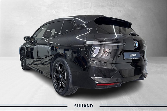 BMW iX 3 of 30