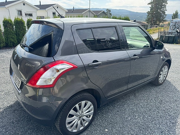 Suzuki Swift 5 of 9