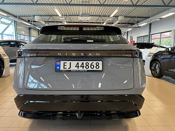 Nissan Ariya 6 of 14