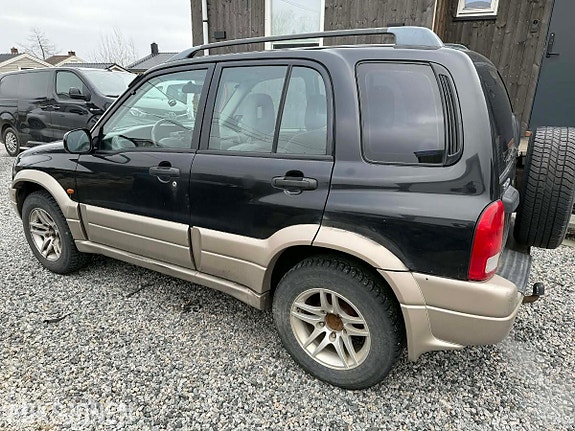 Suzuki Grand Vitara 6 of 11