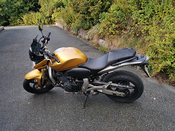 Honda CB 600 F Hornet 4 of 14