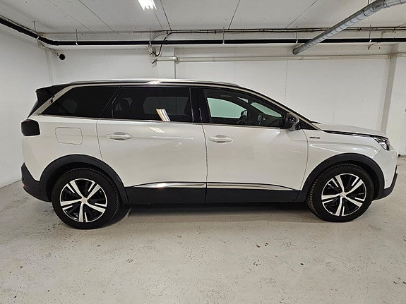 Peugeot 5008 4 of 21