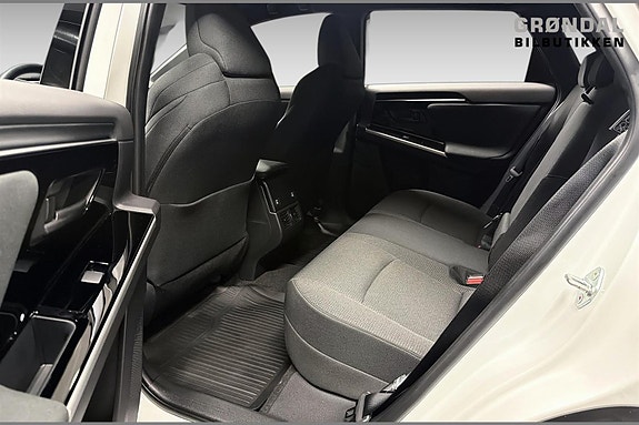 Subaru Solterra 10 of 17