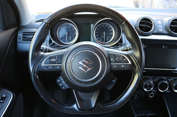 Suzuki Swift 16 of 25