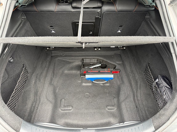 Mercedes-Benz CLA180 30 of 30