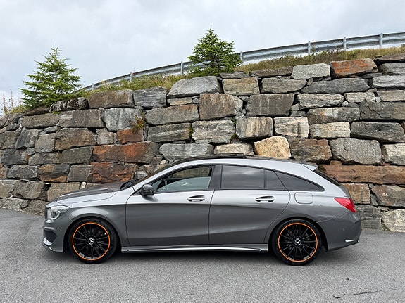 Mercedes-Benz CLA180 9 of 30