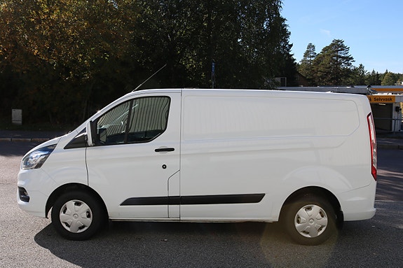 Ford Transit Custom 3 of 25