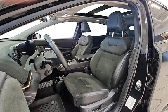 Nissan Ariya 26 of 27
